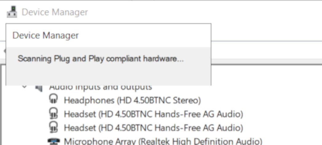 Windows 10 escaneando en busca de nuevo hardware.